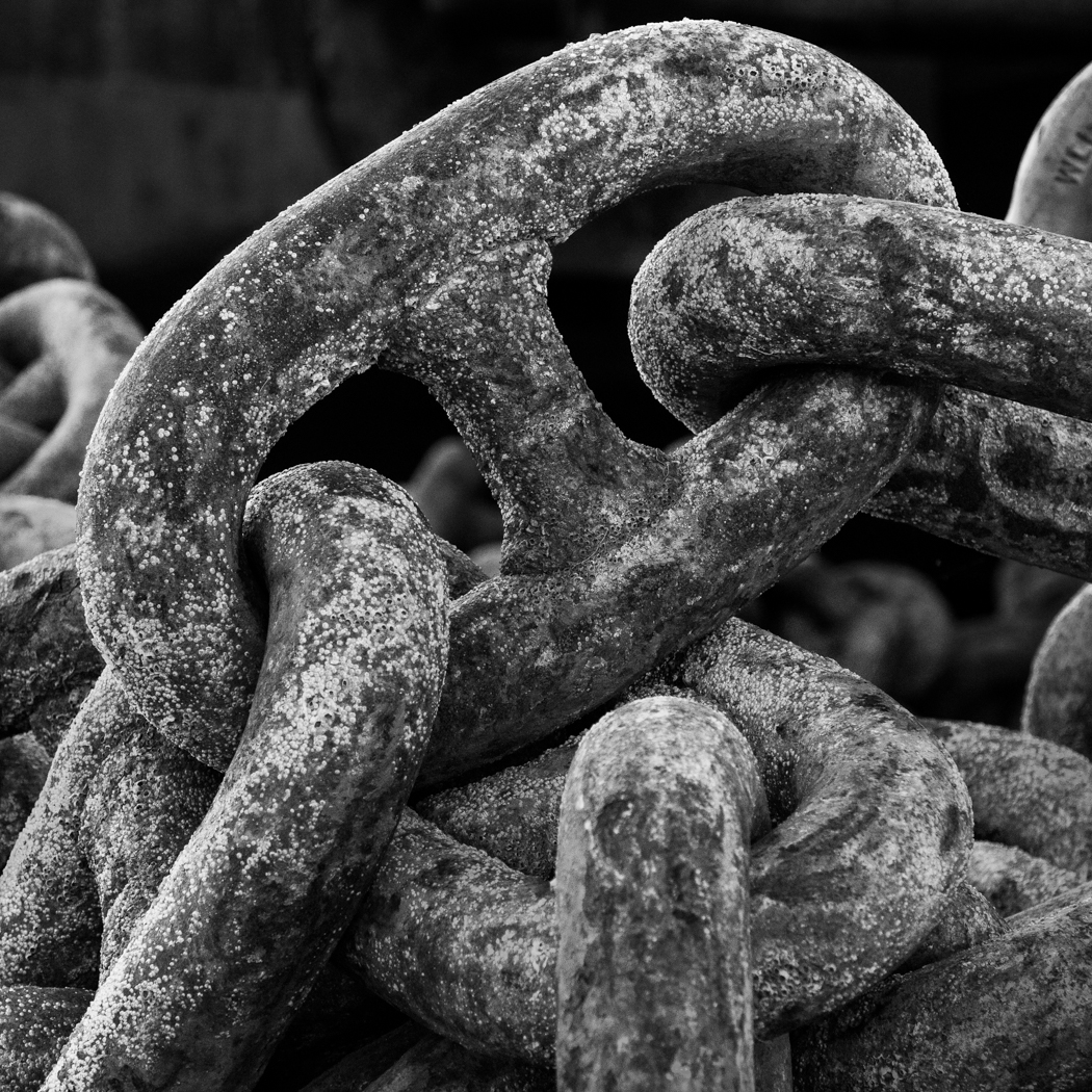 3rd Joint in Oct, Member 25 EC – Rusting chain